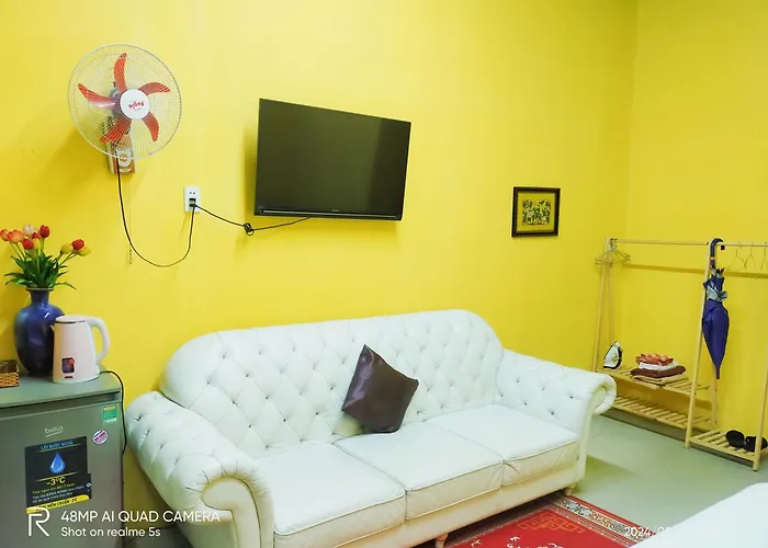 Shusimi House & Boutique Near Tan Son Nhat Airport